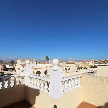 Stunning 6-bedroom * Puerto Marino